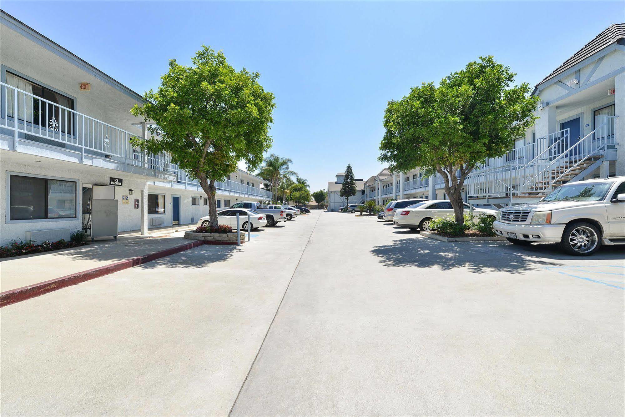 Menifee Inn Luaran gambar