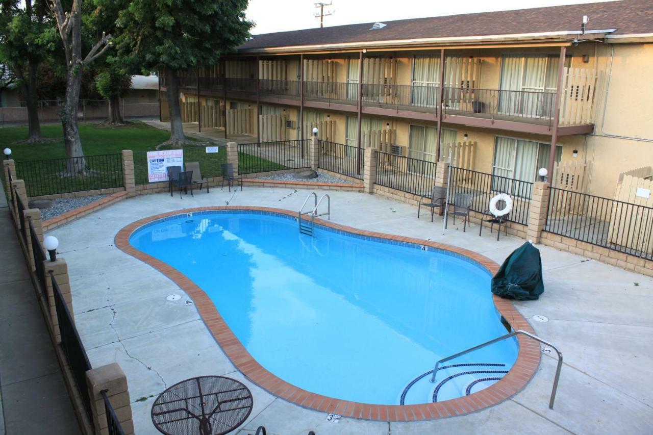 Menifee Inn Luaran gambar