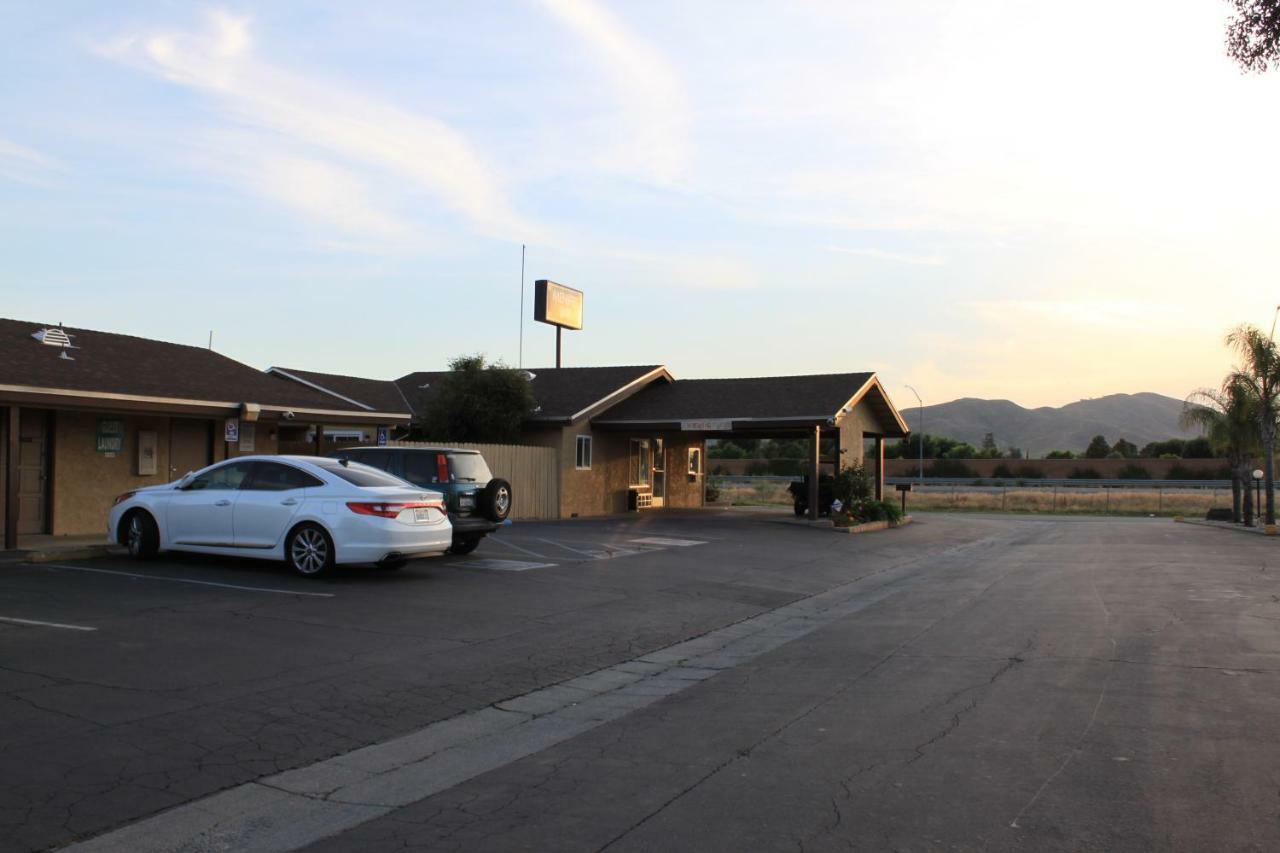 Menifee Inn Luaran gambar